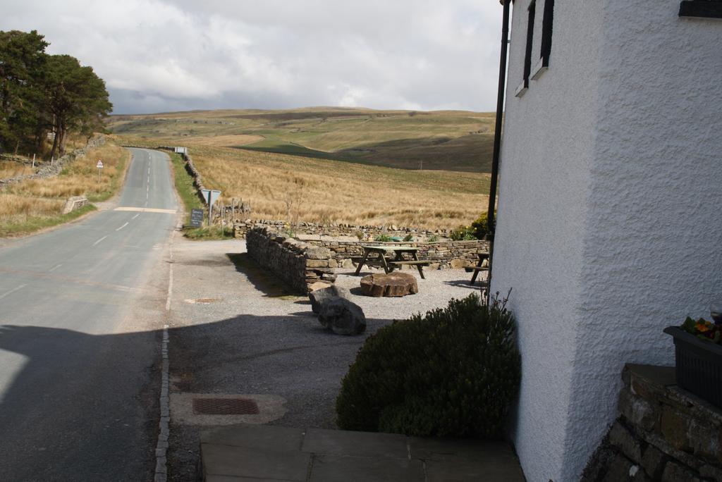 The Moorcock Inn Hawes Exteriör bild